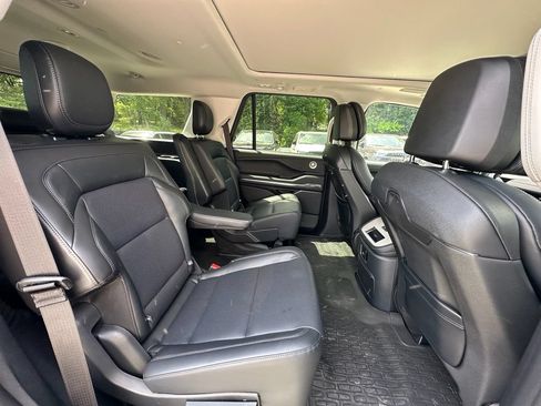 New 2025 Lincoln Navigator Reserve AWD/4WD image 25
