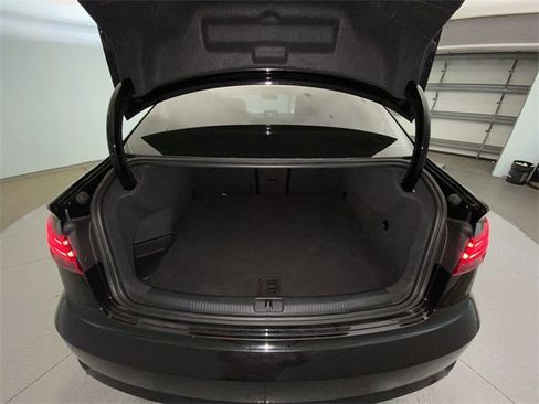 Used 2019 Audi A3 2.0T Premium image 24