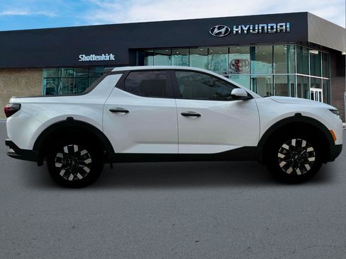 New 2025 Hyundai Santa Cruz SE image 9