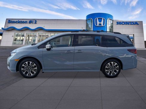 New 2026 Honda Odyssey Elite image 2