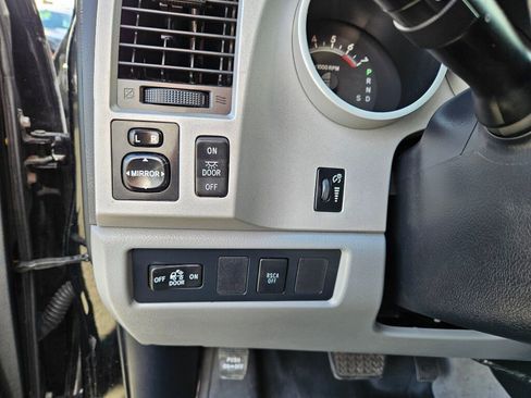 Used 2009 Toyota Tundra 2WD Double Cab image 3