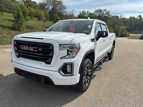 Used 2022 GMC Sierra 1500 AT4 image 8