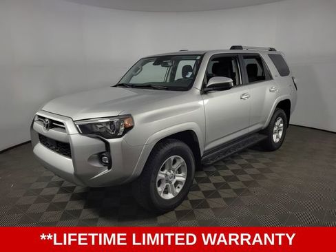 Used 2024 Toyota 4Runner SR5 image 3