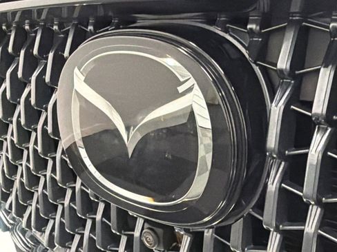 Used 2025 MAZDA CX-5 Signature image 14