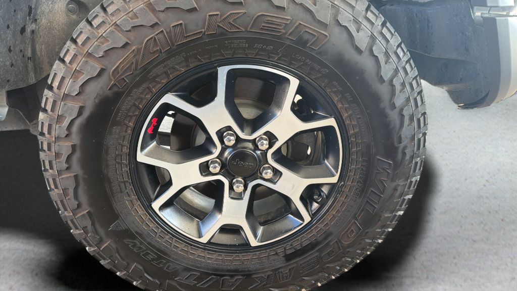 Used 2021 Jeep Wrangler Unlimited Rubicon AWD/4WD image 28