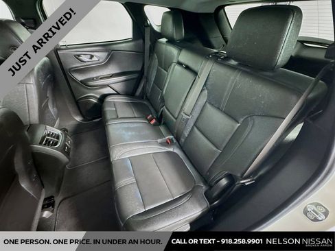 Used 2022 Chevrolet Blazer LT w/ Sound & Technology Package AWD/4WD image 26