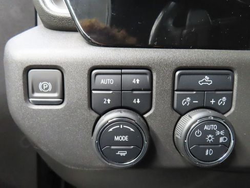 Used 2023 Chevrolet Silverado 1500 LT Trail Boss w/ Protection Package AWD/4WD image 41