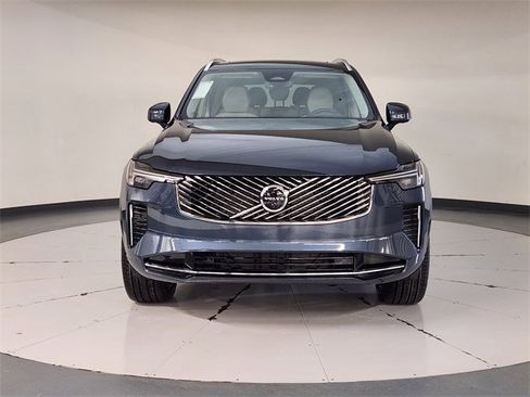 New 2026 Volvo XC90 B6 Ultra w/ Protection Package image 9