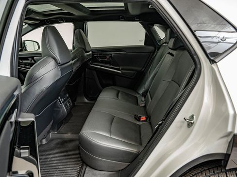 Used 2023 Toyota bZ4X Limited w/ Weather Package image 30