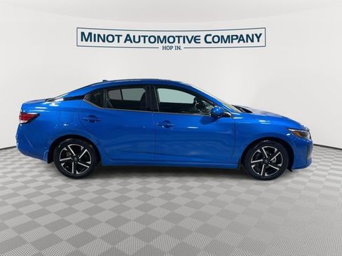 Used 2024 Nissan Sentra SV w/ All-Weather Package FWD image 9