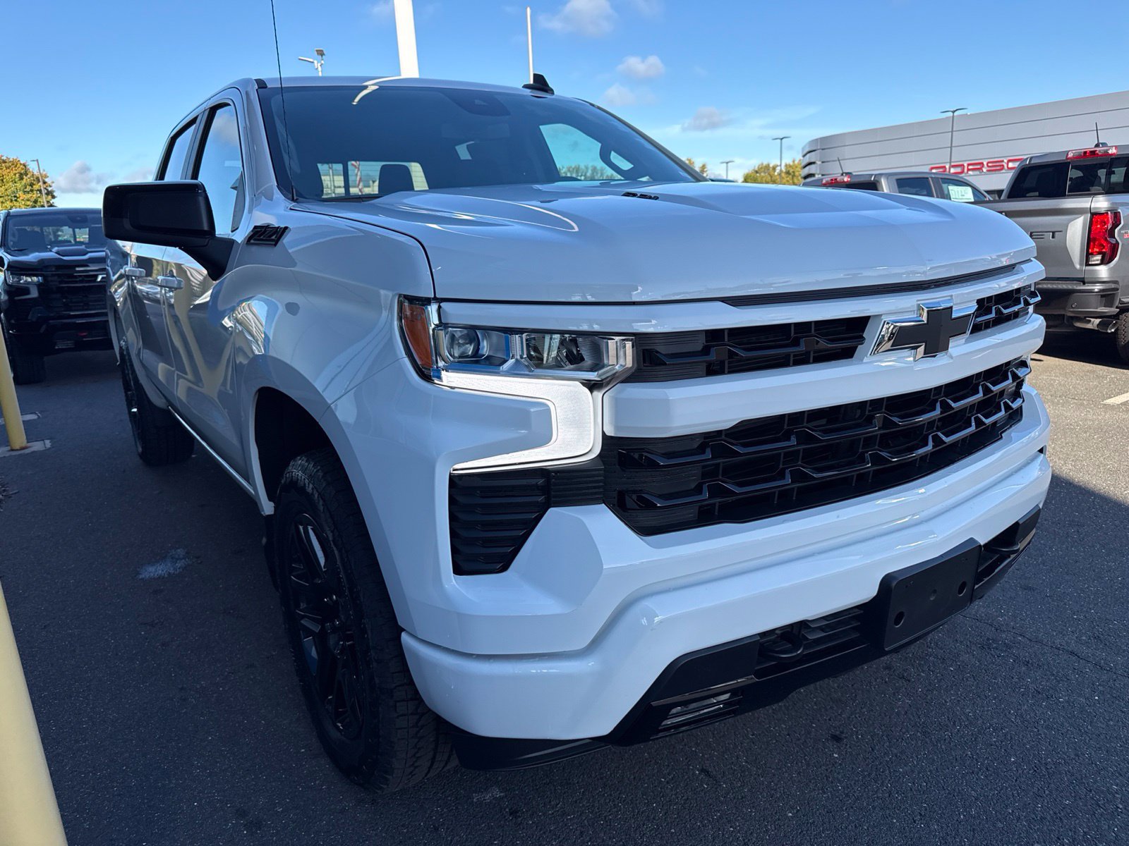 New 2026 Chevrolet Silverado 1500 RST w/ Z71 Off-Road Package AWD/4WD image 4