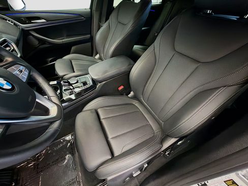 Used 2025 BMW X4 xDrive30i w/ Convenience Package AWD/4WD image 11