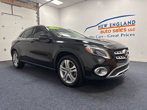 Used 2019 Mercedes-Benz GLA 250 4MATIC image 4