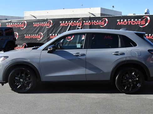 Used 2025 Honda HR-V Sport image 4