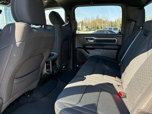 New 2026 RAM 1500 Big Horn AWD/4WD image 9