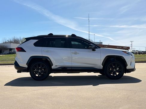 Used 2024 Toyota RAV4 XSE image 8