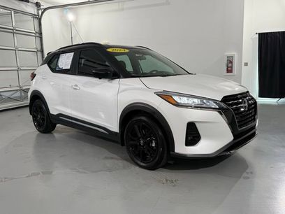 Used 2024 Nissan Kicks SR