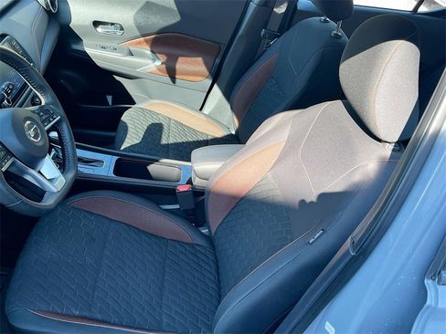 Used 2021 Nissan Kicks SR image 18