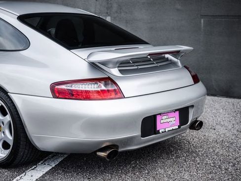 Used 2001 Porsche 911 Carrera RWD image 45