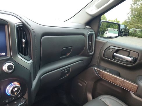Used 2022 GMC Sierra 1500 Denali w/ Denali Premium Package AWD/4WD image 27