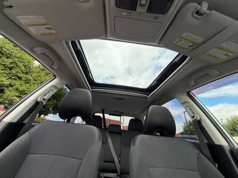 Used 2012 Subaru Forester 2.5X Premium AWD/4WD image 27