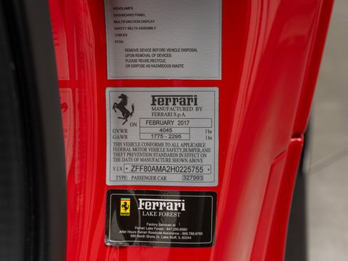 Used 2017 Ferrari 488 Spider RWD image 18