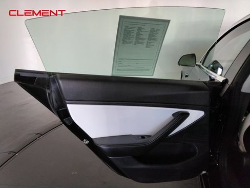 Used 2019 Tesla Model 3 Long Range image 22