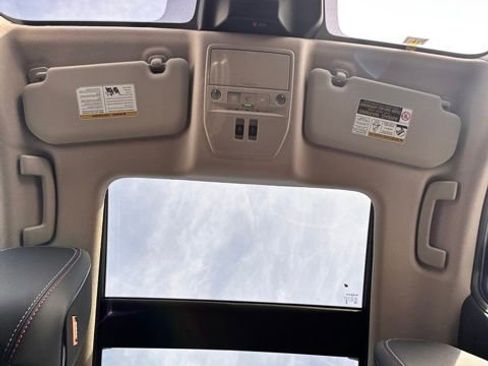 New 2026 Nissan Kicks SR w/ SR Premium Package image 37