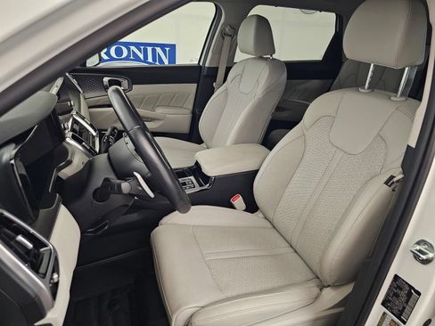 Used 2023 Kia Sorento SX Prestige AWD/4WD image 5