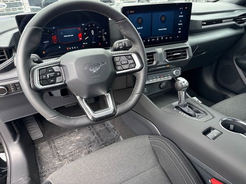 New 2026 Ford Mustang Coupe image 5