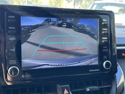Used 2022 Toyota Corolla LE image 26
