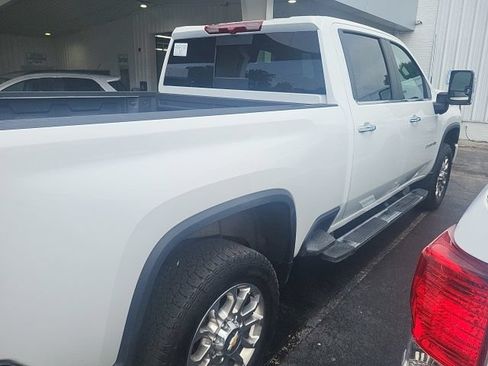 Used 2025 Chevrolet Silverado 2500 LT w/ Z71 Chrome Sport Edition AWD/4WD image 3