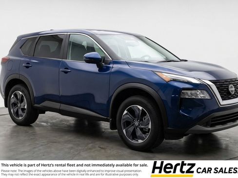 Used 2025 Nissan Rogue SV AWD/4WD image 1