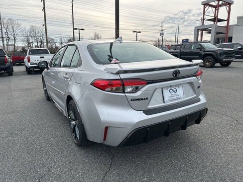 New 2026 Toyota Corolla SE image 3