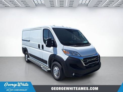 Used 2025 RAM ProMaster 2500 w/ U-Haul Equipment Group FWD image 1