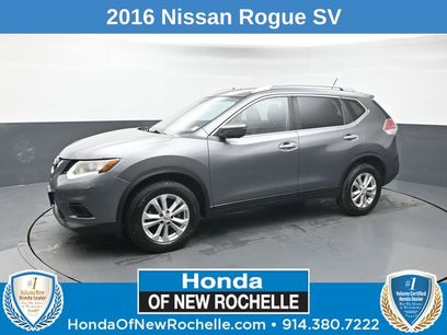 Used 2016 Nissan Rogue SV w/ SV Premium Package