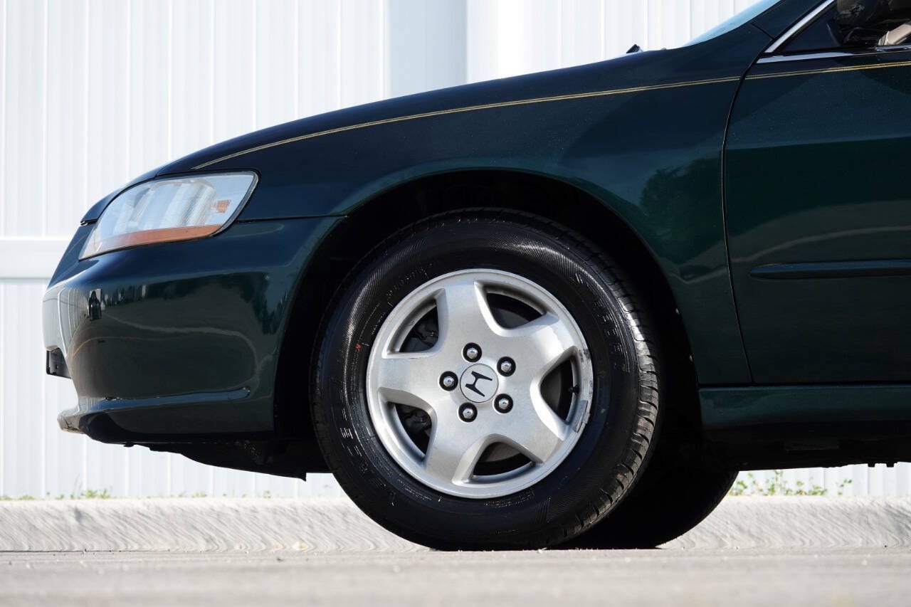 Used 1998 Honda Accord EX image 16