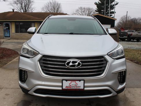 Used 2017 Hyundai Santa Fe SE w/ SE Premium Package 02 image 3