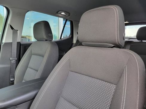 Used 2022 GMC Terrain SLE w/ LPO, Floor Liner Package FWD image 13