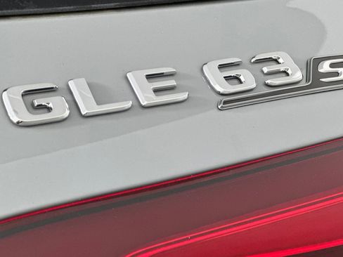 New 2026 Mercedes-Benz GLE 63 AMG S image 23