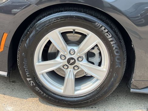 Used 2024 Ford Mustang Coupe RWD image 12