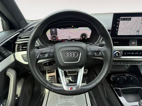 Used 2022 Audi A4 2.0T Premium Plus AWD/4WD image 14