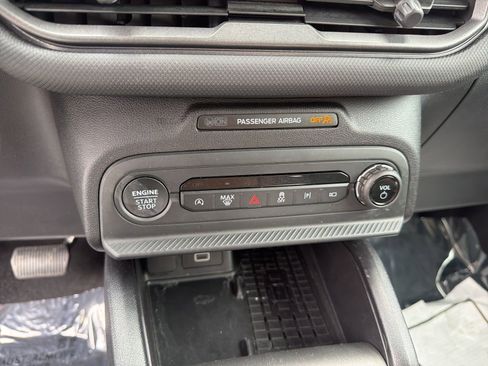 Certified 2025 Ford Bronco Sport Outer Banks w/ Outer Banks Tech Package+ AWD/4WD image 18