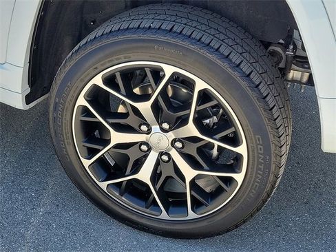 Used 2022 Jeep Grand Cherokee Summit image 23