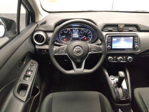 Used 2021 Nissan Versa S FWD image 22
