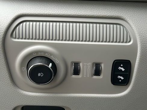 Used 2022 Jeep Wagoneer Series II image 30