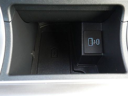 Used 2024 Ford Edge SEL w/ Convenience Package image 42