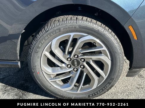 New 2026 Lincoln Navigator L Reserve AWD/4WD image 12