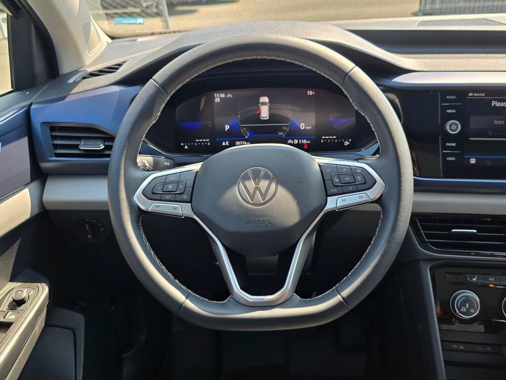 Used 2023 Volkswagen Taos SE w/ Panoramic Sunroof Package AWD/4WD image 19
