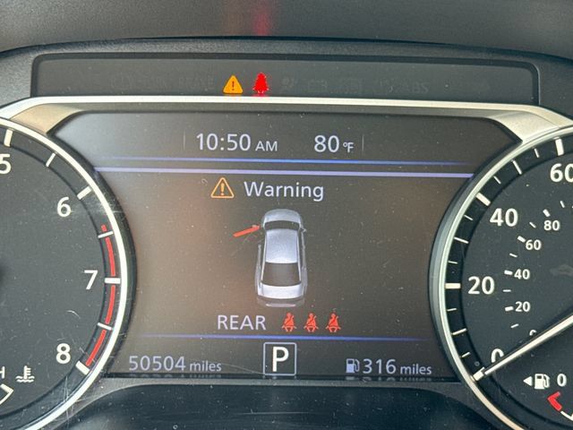 Used 2025 Nissan Altima 2.5 SV FWD image 17